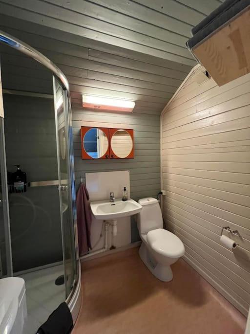 Idyllisk Minihus I Landlige Omgivelser - Med 5 Sengeplasser Og Parkering Åsen Zewnętrze zdjęcie