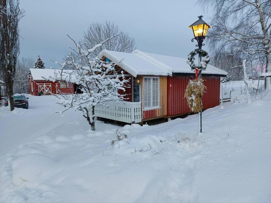 Idyllisk Minihus I Landlige Omgivelser - Med 5 Sengeplasser Og Parkering Åsen Zewnętrze zdjęcie